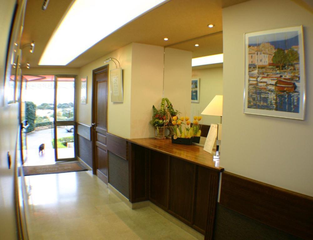Residence Hoteliere Scudo アジャクシオ エクステリア 写真
