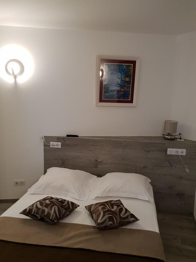 Residence Hoteliere Scudo アジャクシオ エクステリア 写真