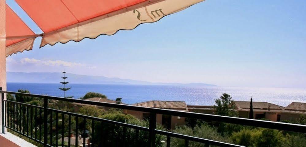 Residence Hoteliere Scudo アジャクシオ エクステリア 写真